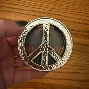 Bath & Body Works Peace Sign Car Fragrance Vent Clip